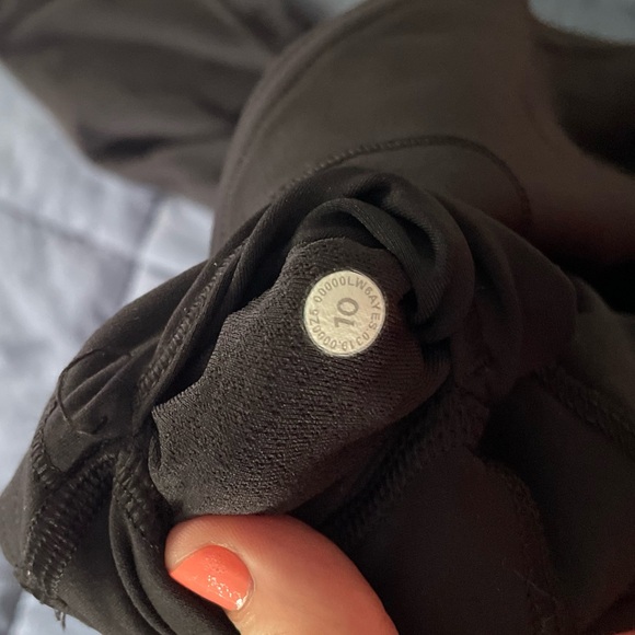 SPECIAL EDITION lululemon Wunder Under Hi-Rise Embroidered - Picture 7 of 9